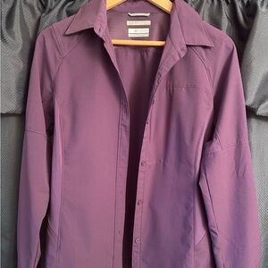 Columbia Women's Rich Purple Omni-Shade Blouse